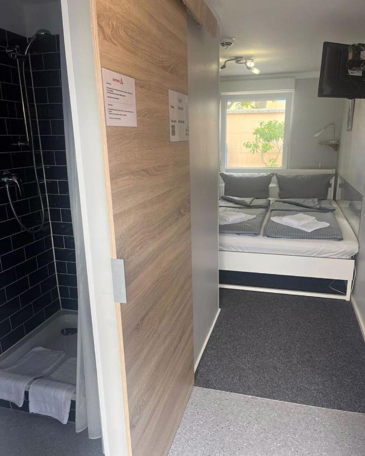 Motel Home Берлин Екстериор снимка